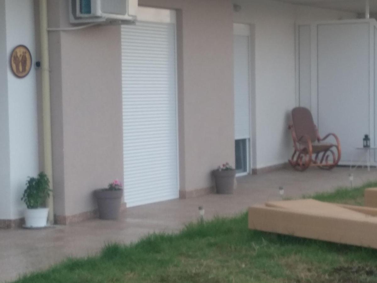 Villa Katia Вурвуру Екстериор снимка